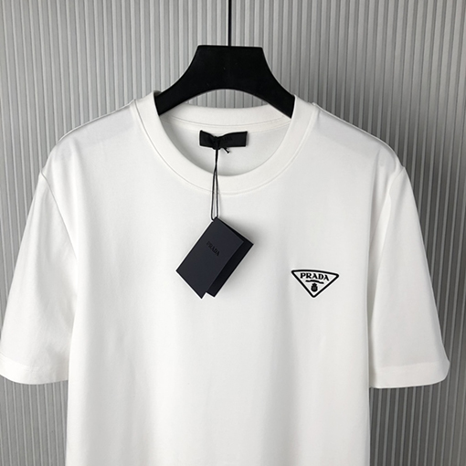 プラダ 新しい立体逆三角文字半袖Tシャツ