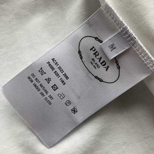 プラダ  新しい立体逆三角文字半袖Tシャツ
