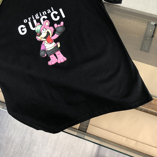 グッチスーパーコピー  新しいラウンドネック半袖Tシャツ