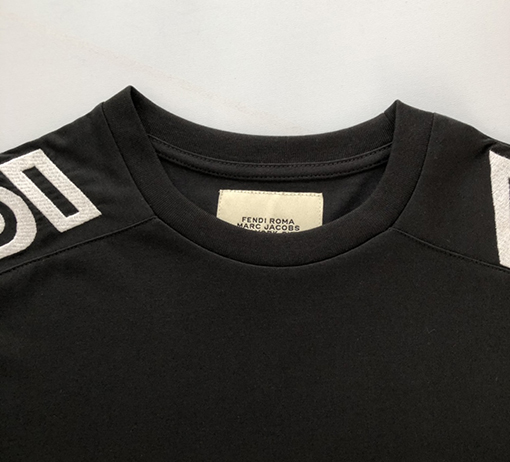 フェンディ 新しい肩の文字刺繍半袖Tシャツ