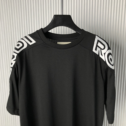 フェンディ 新しい肩の文字刺繍半袖Tシャツ