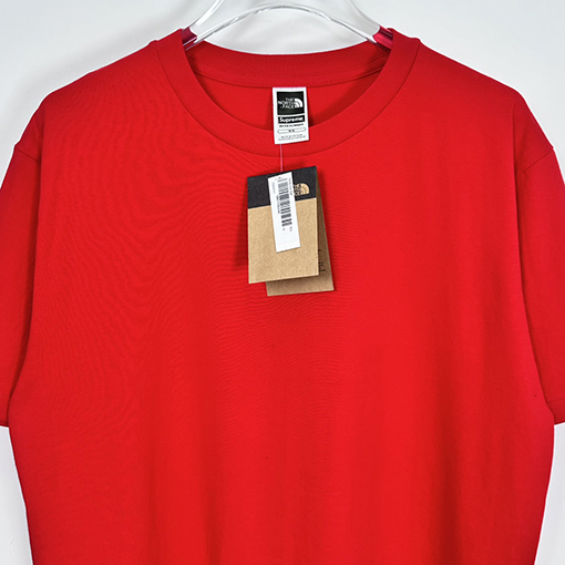 シュプリーム X The north face コラボコピー バックロゴのプリントTシャツ 3色