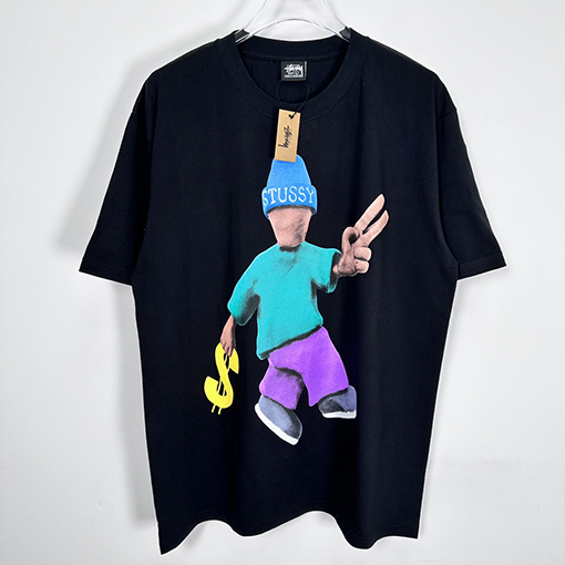 ステューシー  平和と繁栄の漫画のキャラクター半袖Tシャツ