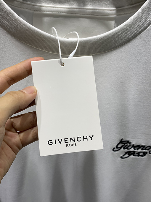 ジバンシイ 最新の1952ロゴ刺繍半袖Tシャツ