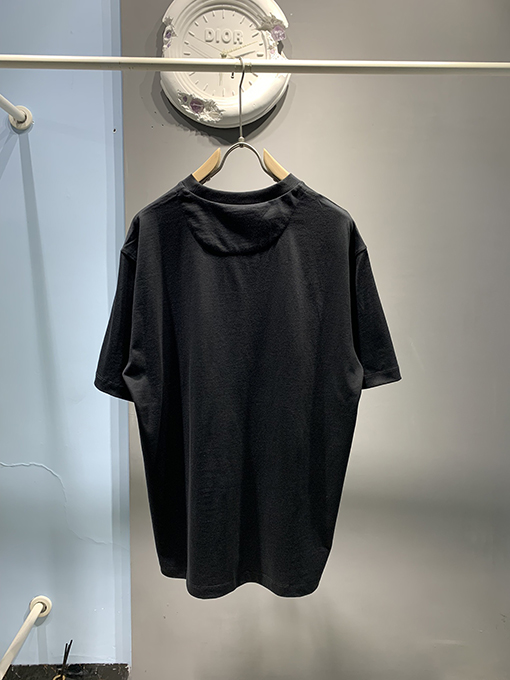 プラダ 半袖 Tシャツ コピー PRADA ホワイト カラー 三角 ロゴ プレート シンプル