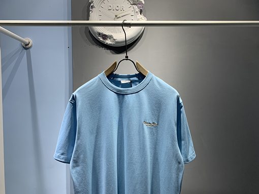 ディオールスーパーコピー 最新のクチュールロゴ刺繍半袖Tシャツ