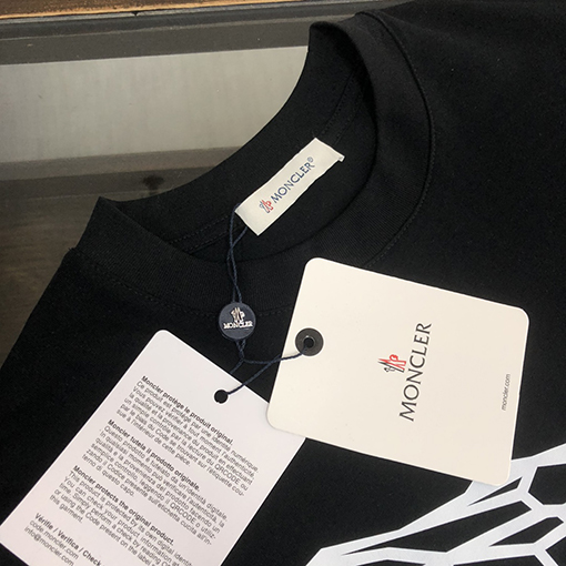 モンクレール 新しいカップルの半袖Tシャツ