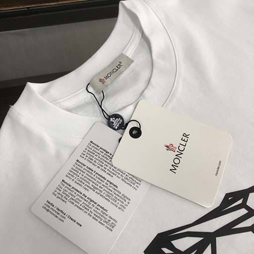 モンクレール 新しいカップルの半袖Tシャツ