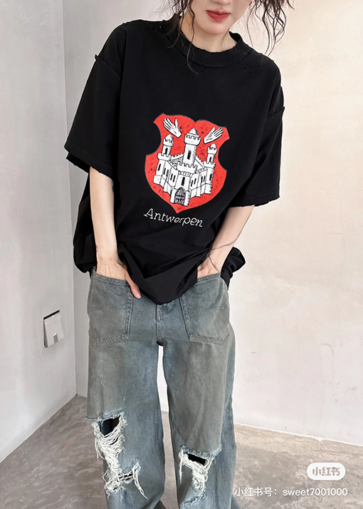 バレンシアガコピー プリントの中で仕事の外で摩耗して古い半袖Tシャツを作る