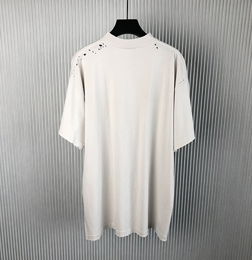 バレンシアガ 新作 終わっていない半袖Tシャツ
