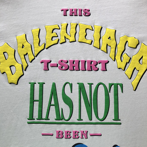 バレンシアガ 新作 終わっていない半袖Tシャツ