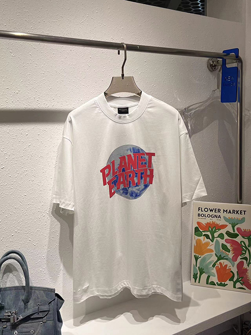 バレンシアガ プアースプリントウォッシュヴィンテージ半袖Tシャツ