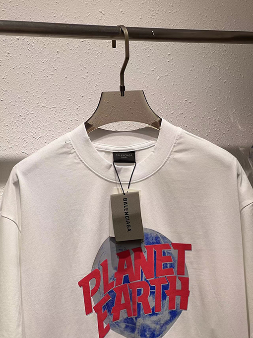 バレンシアガ プアースプリントウォッシュヴィンテージ半袖Tシャツ