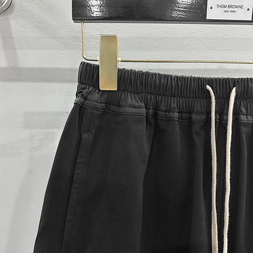 リックオウエンス ダークシンプルパンツスリットベース紐黒パンツ