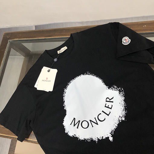 モンクレールスーパーコピー 新しい半袖Tシャツ