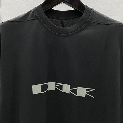 リックオウエンス 大きな文字プリントオーバーサイズルーズフィット5分半袖純綿ベーシックTシャツ