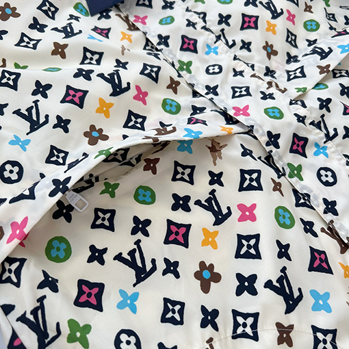 ルイヴィトンスーパーコピー 古いプリントの防風ジャケット