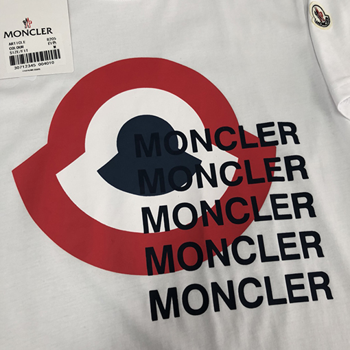 モンクレール  新しい半袖Tシャツ