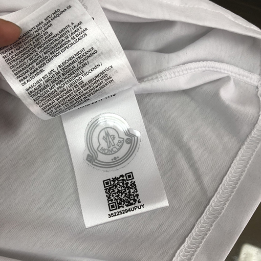 モンクレール  新しい半袖Tシャツ