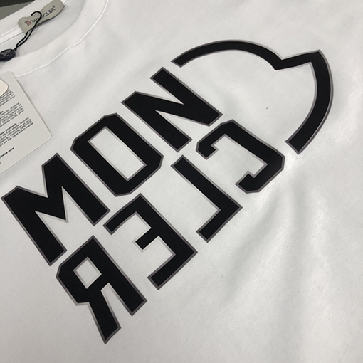 モンクレールコピー 新しいラウンドネックカップル半袖Tシャツ