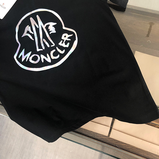 モンクレール  新しいファッションストリートショット半袖Tシャツ