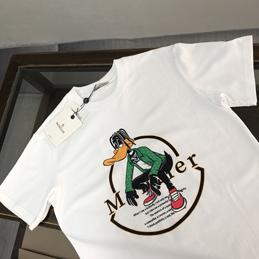 モンクレール  新しい半袖Tシャツ