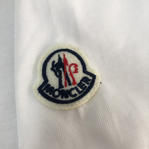 モンクレール  新しい半袖Tシャツ