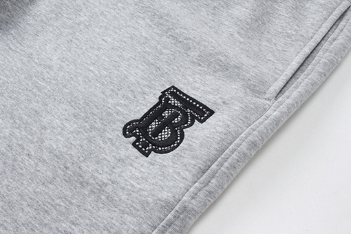 バーバリー 文字TB刺繍ショーツ