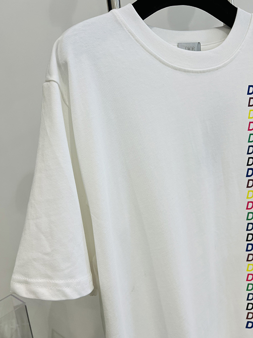 ディオールコピー  新しい虹のアルファベットの落書きプリント半袖Tシャツ