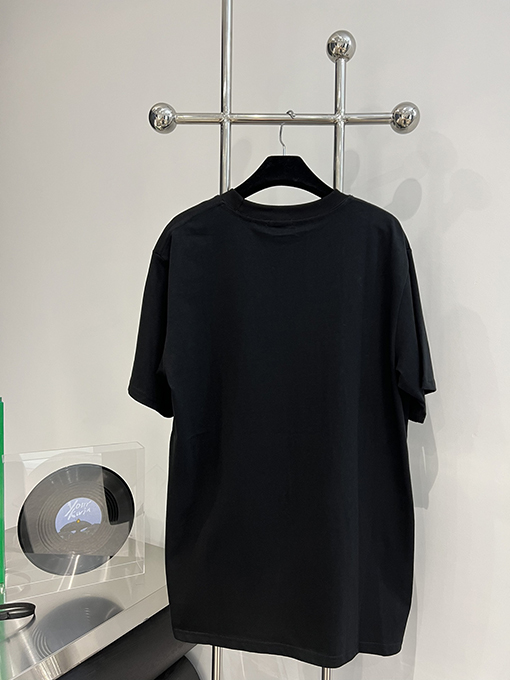 ディオールコピー  新しい虹のアルファベットの落書きプリント半袖Tシャツ