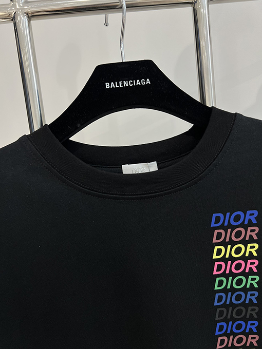 ディオールコピー  新しい虹のアルファベットの落書きプリント半袖Tシャツ