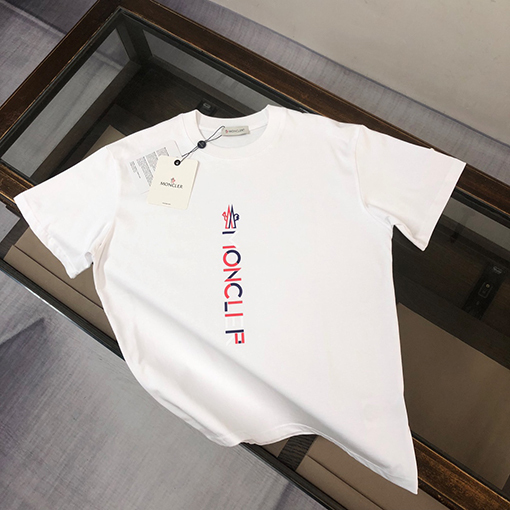 モンクレール スタイリッシュなラウンドネック半袖Tシャツ