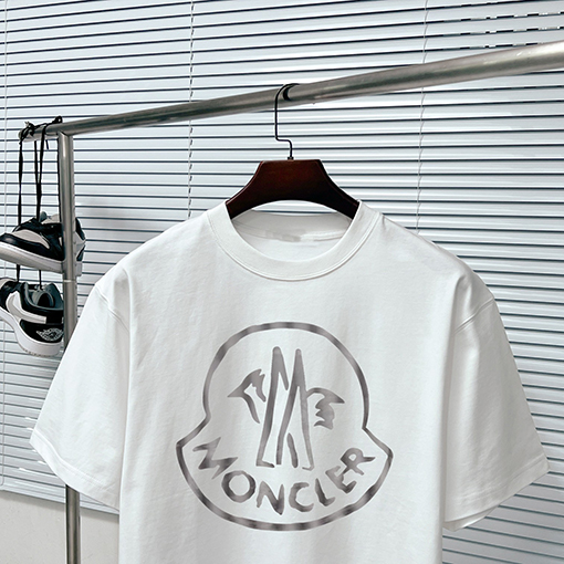 モンクレールコピー  新作プリントラウンドネック半袖Tシャツ
