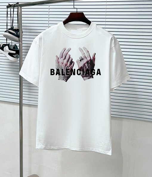 バレンシアガ 新作プリントラウンドネック半袖Tシャツ