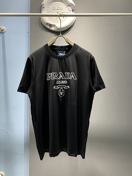 プラダ 新しい針織りステッチロゴ刺繍半袖Tシャツ