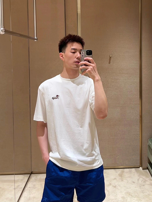 バーバリー 新しいアヒルの刺繍ラウンドネック半袖Tシャツ