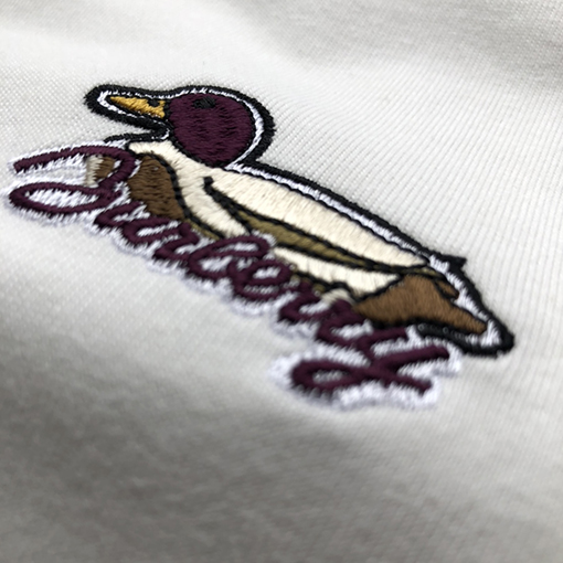 バーバリー 新しいアヒルの刺繍ラウンドネック半袖Tシャツ