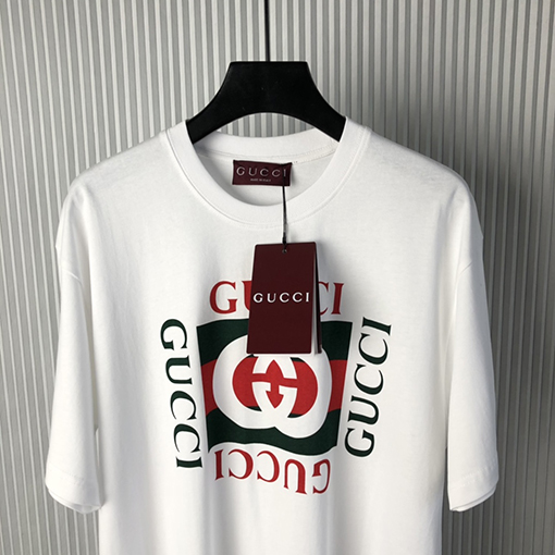 グッチスーパーコピー  新しい装飾Gucプリントニットコットン半袖Tシャツ