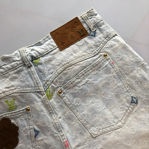 ルイヴィトンスーパーコピー 新しいカラフルな刺繍セット・ジーンズ