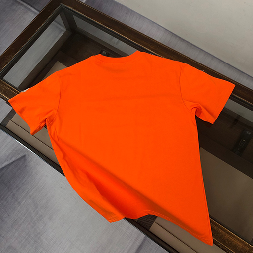 モンクレール 新しいロゴプリントラウンドネック半袖Tシャツ