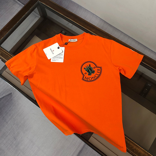 モンクレール 新しいロゴプリントラウンドネック半袖Tシャツ