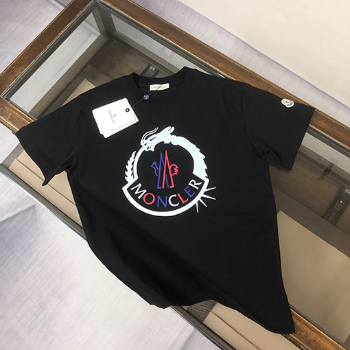 モンクレール 新しいドラゴン年賀状ラウンドネック半袖Tシャツ