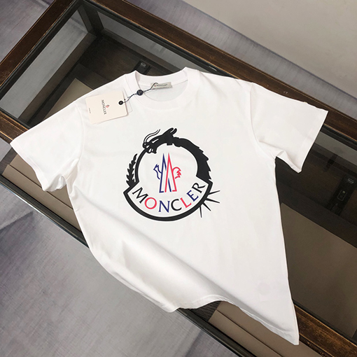 モンクレール 新しいドラゴン年賀状ラウンドネック半袖Tシャツ