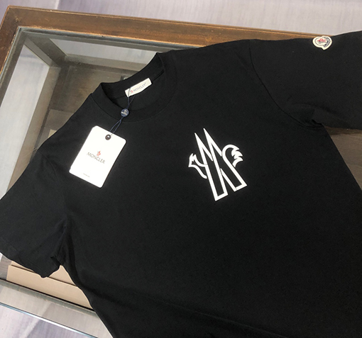 モンクレール 新しいカップルのラウンドネック半袖Tシャツ