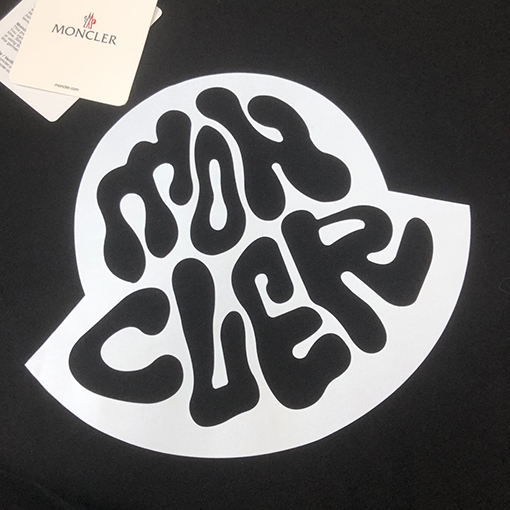 モンクレール アルファベットロゴプリントクルーネック半袖Tシャツ