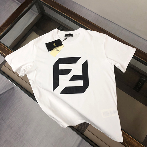 フェンディコピー スタイリッシュで個性的なカップルTシャツ