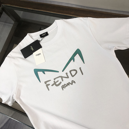フェンディ クラシックなモンスターラウンドネックTシャツ