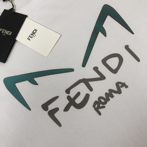 フェンディ クラシックなモンスターラウンドネックTシャツ