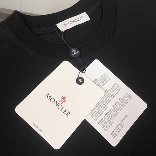 モンクレールスーパーコピー ロゴプリントラウンドネックTシャツ