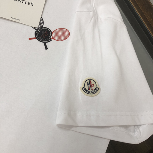 モンクレールスーパーコピー ロゴプリントラウンドネックTシャツ